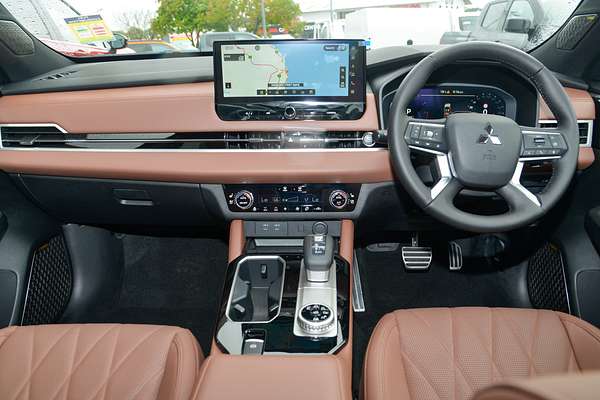 2025 Mitsubishi Outlander Exceed Tourer ZM thumb-17