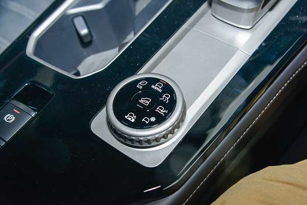 2025 Mitsubishi Outlander Aspire ZM thumb-14