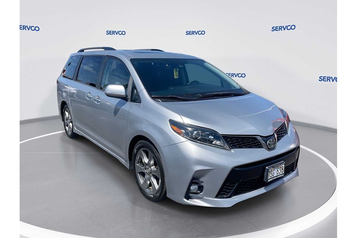 2018 Toyota SIENNA SE Premium