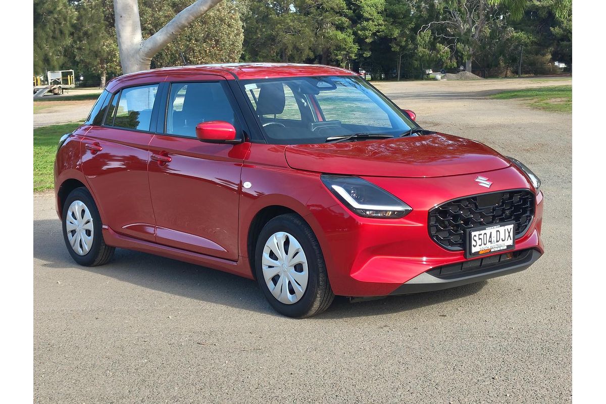 2025 Suzuki Swift Hybrid UZ