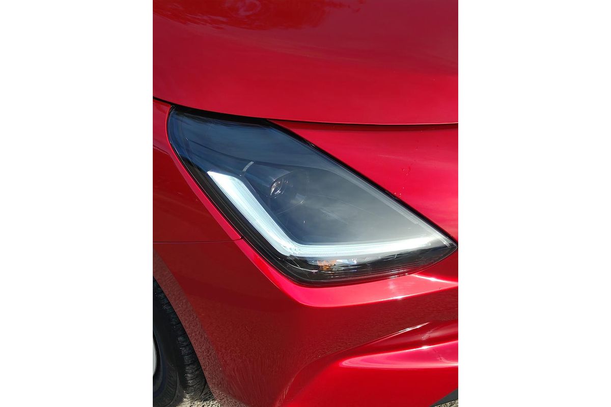 2025 Suzuki Swift Hybrid UZ