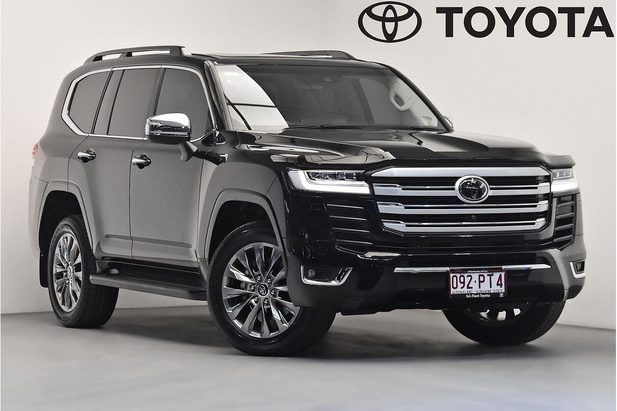 2023 Toyota Landcruiser Sahara ZX FJA300R