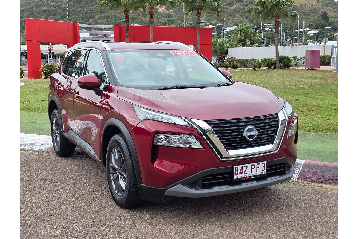 2025 Nissan X-TRAIL ST T33