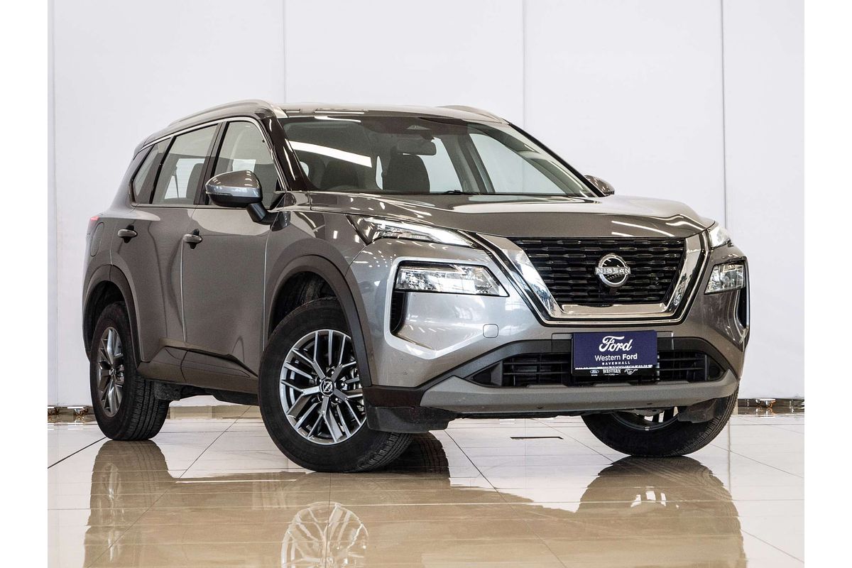 2025 Nissan X-TRAIL ST T33
