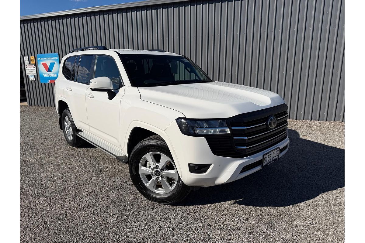2024 Toyota Landcruiser GXL FJA300R