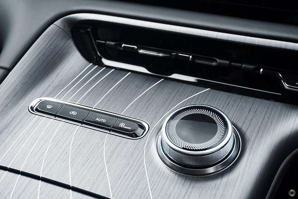 2026 Geely Starray EM-i Inspire P145 thumb-9