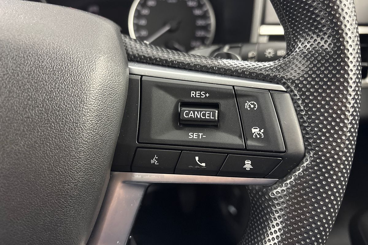 2025 Mitsubishi Outlander ES ZM