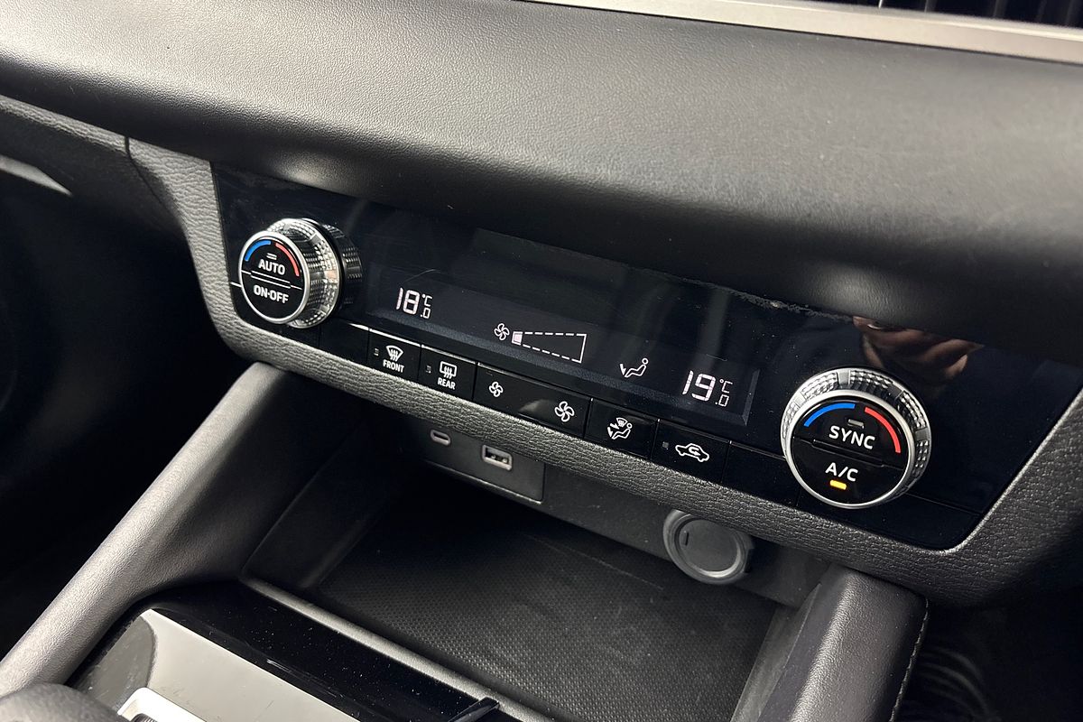 2025 Mitsubishi Outlander ES ZM