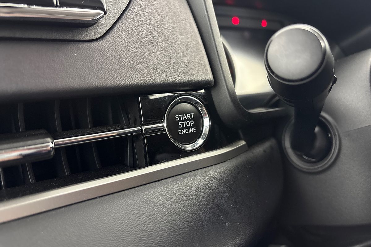 2025 Mitsubishi Outlander ES ZM