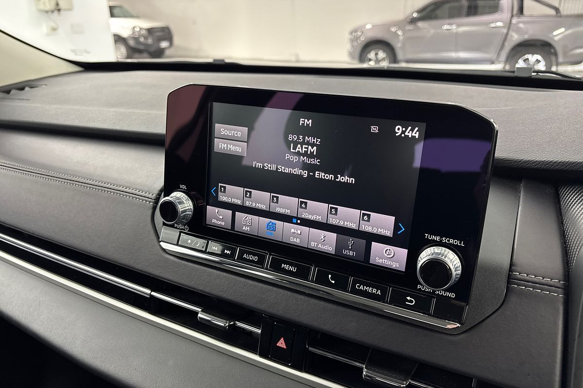 2025 Mitsubishi Outlander ES ZM