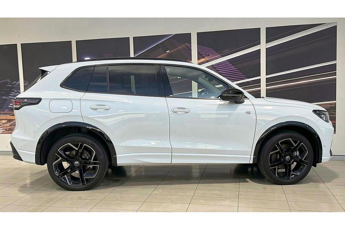 2026 Volkswagen Tiguan 200TSI eHybrid R-Line CT