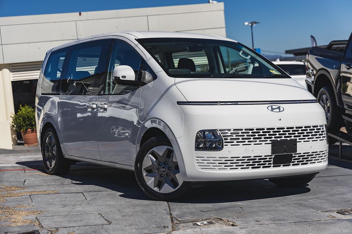 2025 Hyundai STARIA US4.V3