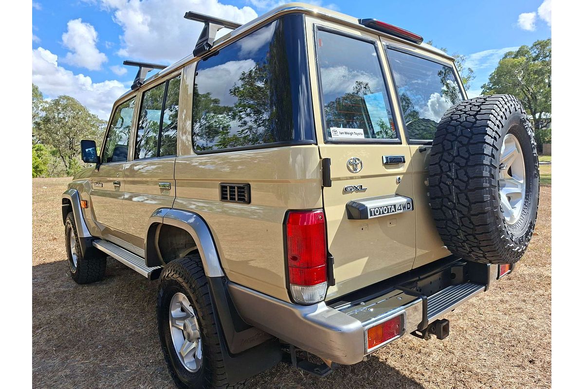 2023 Toyota Landcruiser GXL VDJ76R