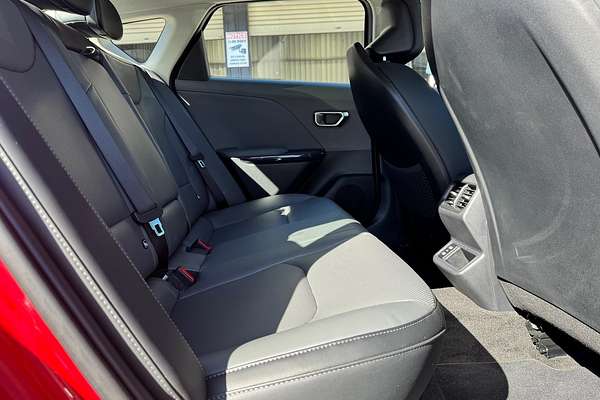 2025 Kia K4 Sport+ CL4m thumb-13