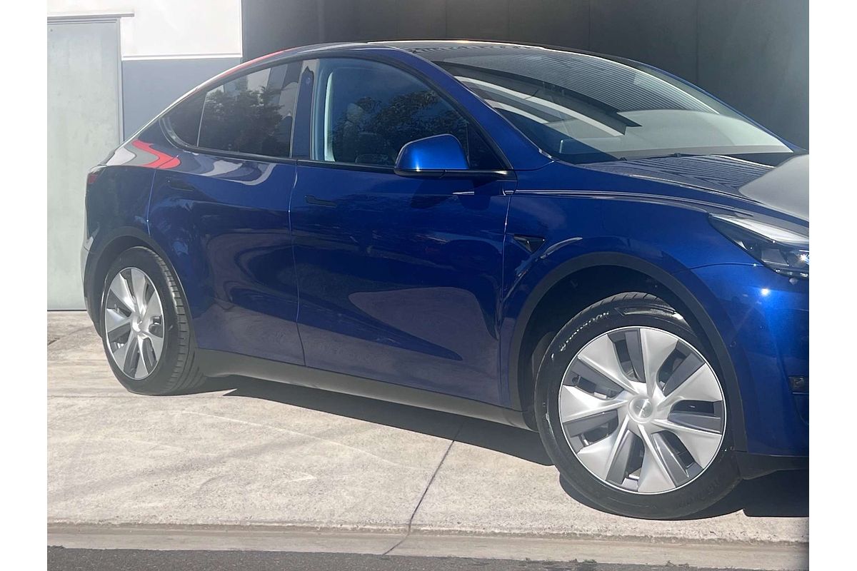 2024 Tesla Model Y Long Range