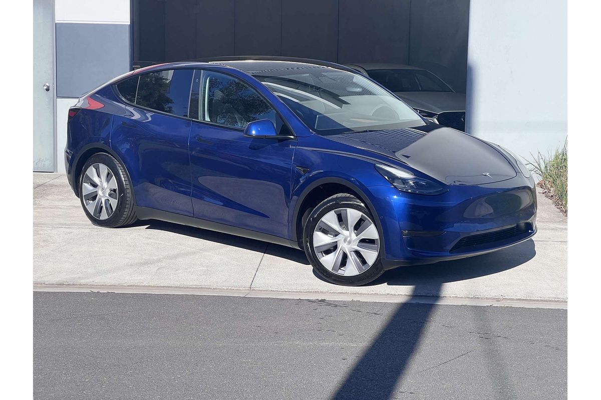 2024 Tesla Model Y Long Range
