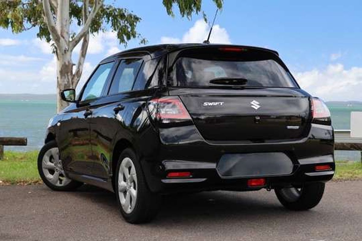2026 Suzuki Swift Hybrid Plus UZ