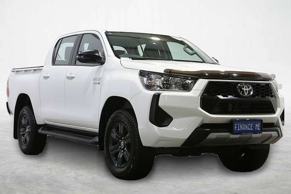 2024 Toyota Hilux SR GUN126R 4X4