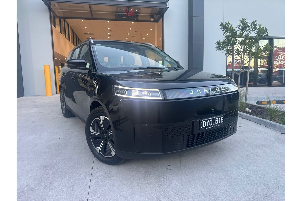 2025 OMODA JAECOO J5 EV Summit