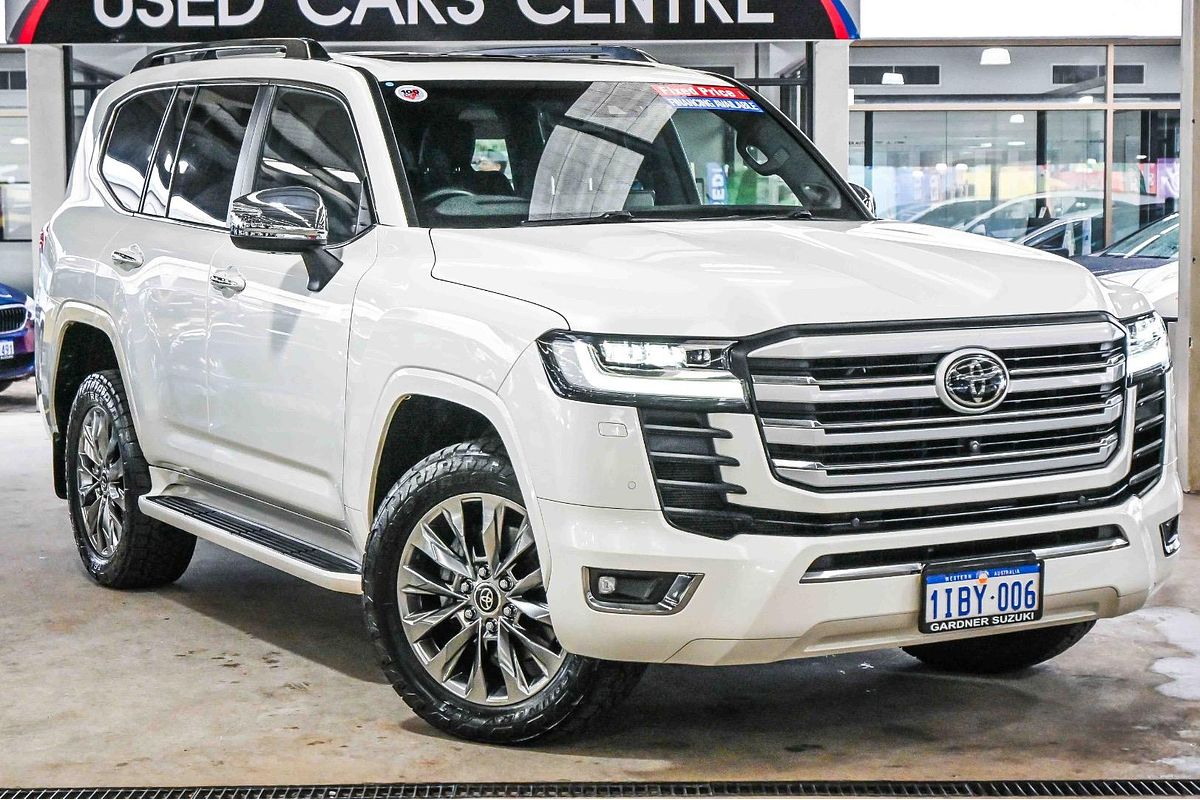 2023 Toyota Landcruiser Sahara ZX FJA300R