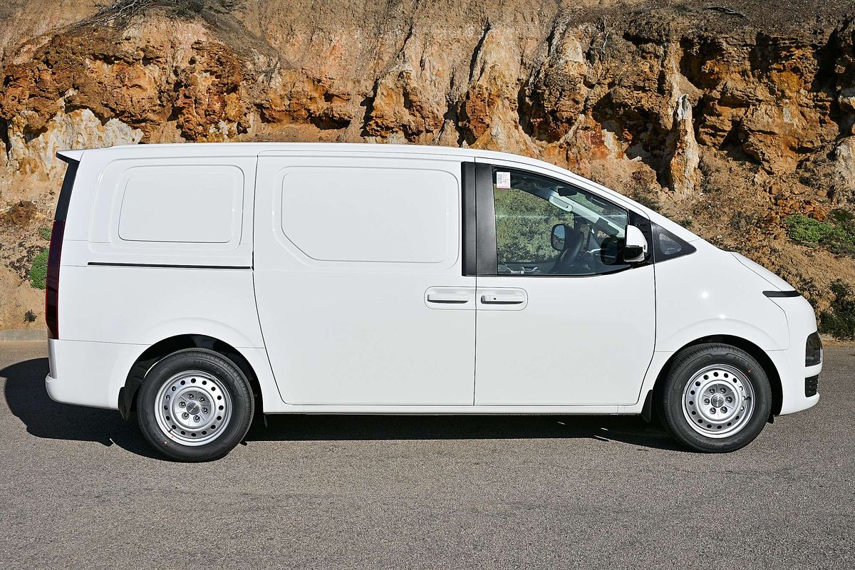 2026 Hyundai STARIA US4.V4