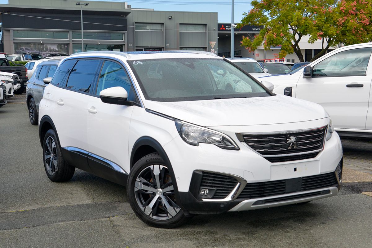 2017 Peugeot 5008 Allure P87