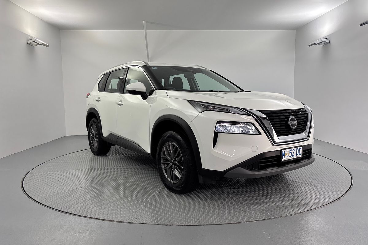 2024 Nissan X-TRAIL ST T33