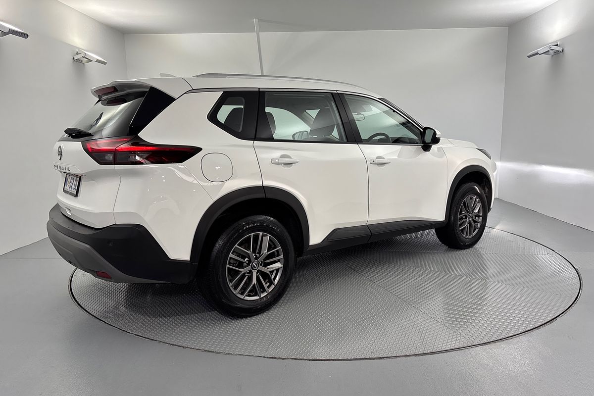 2024 Nissan X-TRAIL ST T33