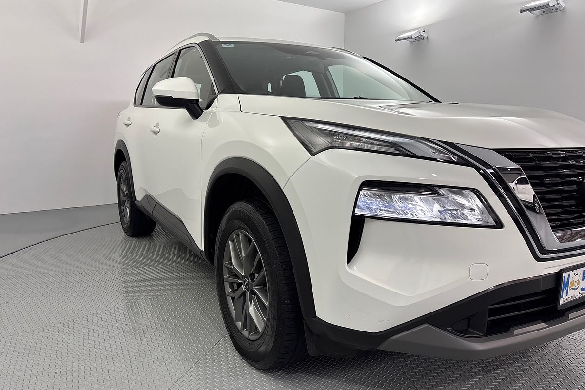 2024 Nissan X-TRAIL ST T33