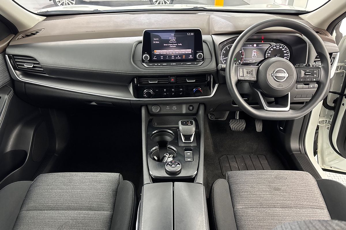 2024 Nissan X-TRAIL ST T33