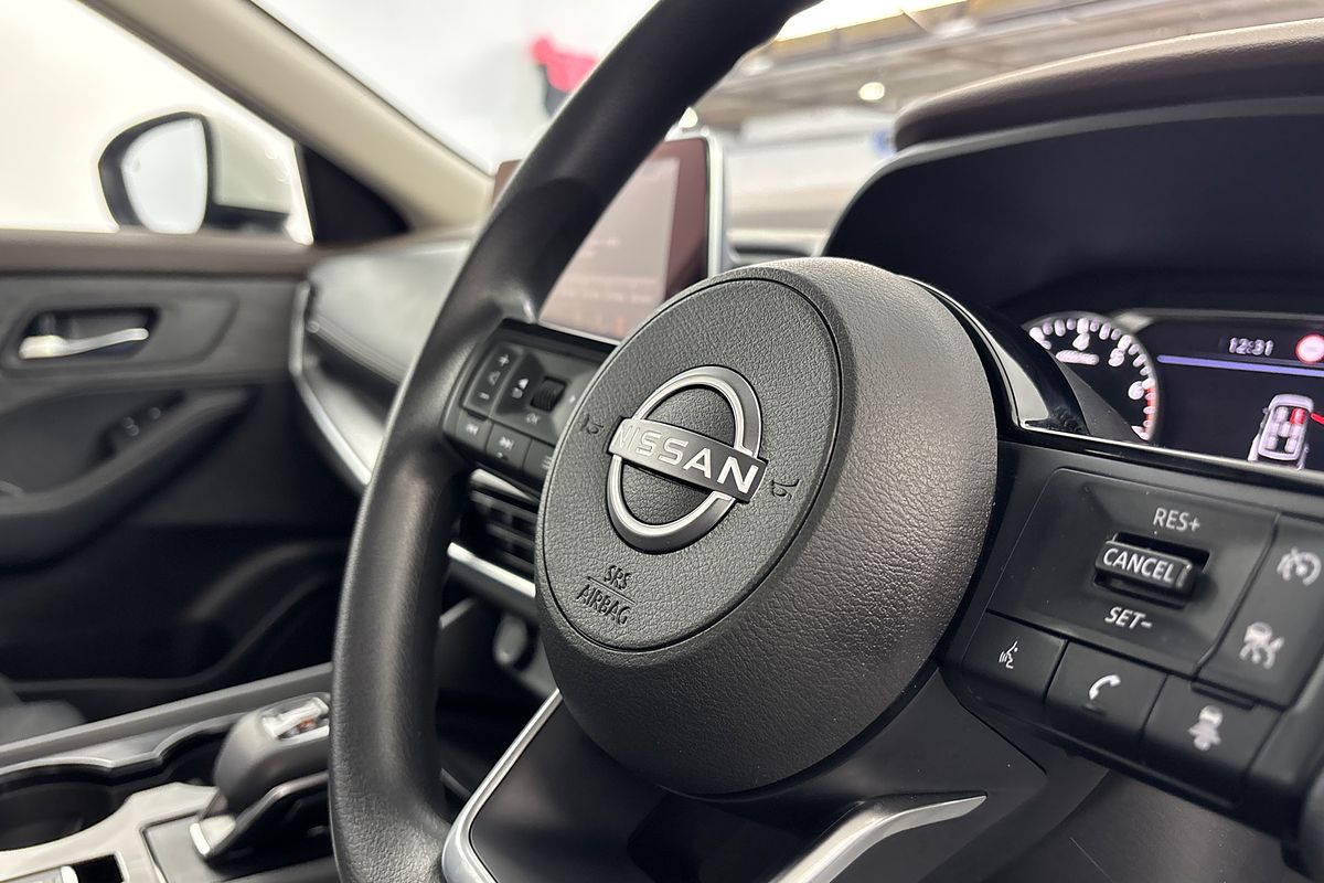 2024 Nissan X-TRAIL ST T33