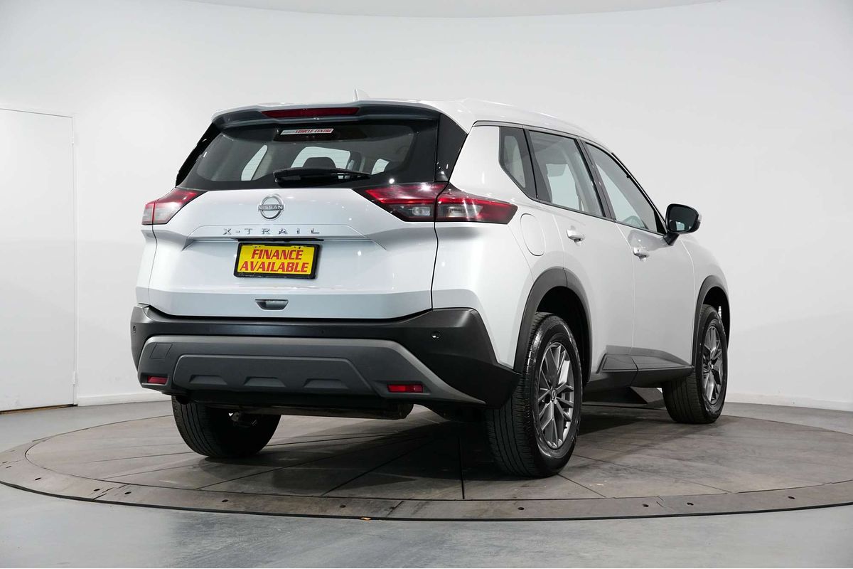 2024 Nissan X-TRAIL ST T33