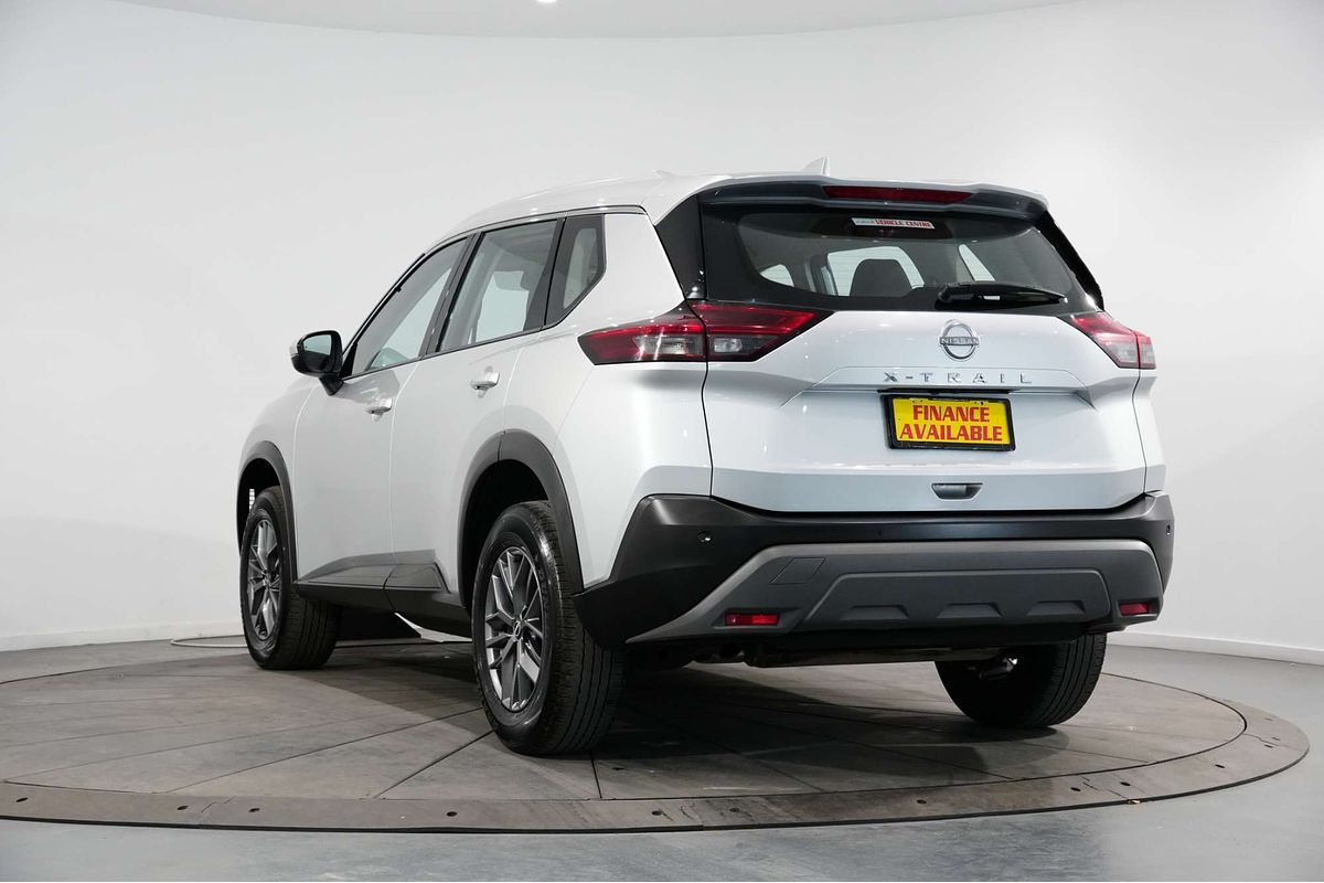 2024 Nissan X-TRAIL ST T33