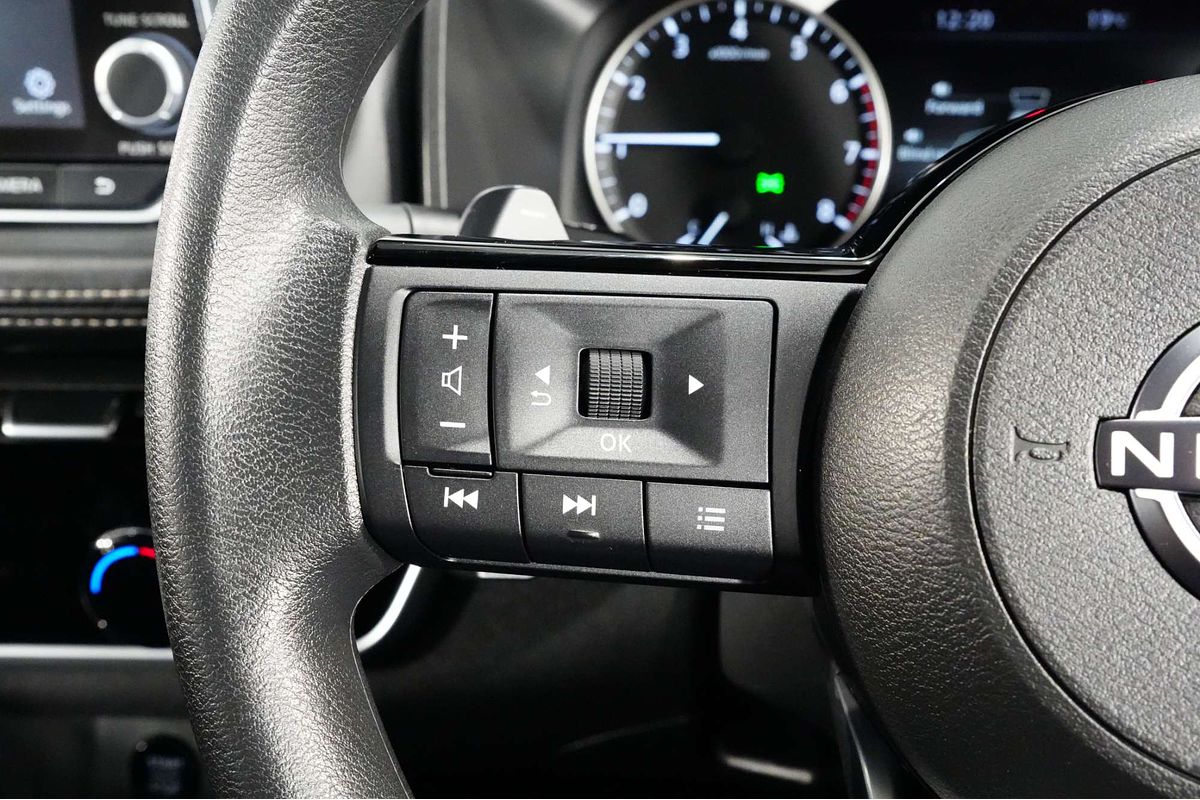2024 Nissan X-TRAIL ST T33