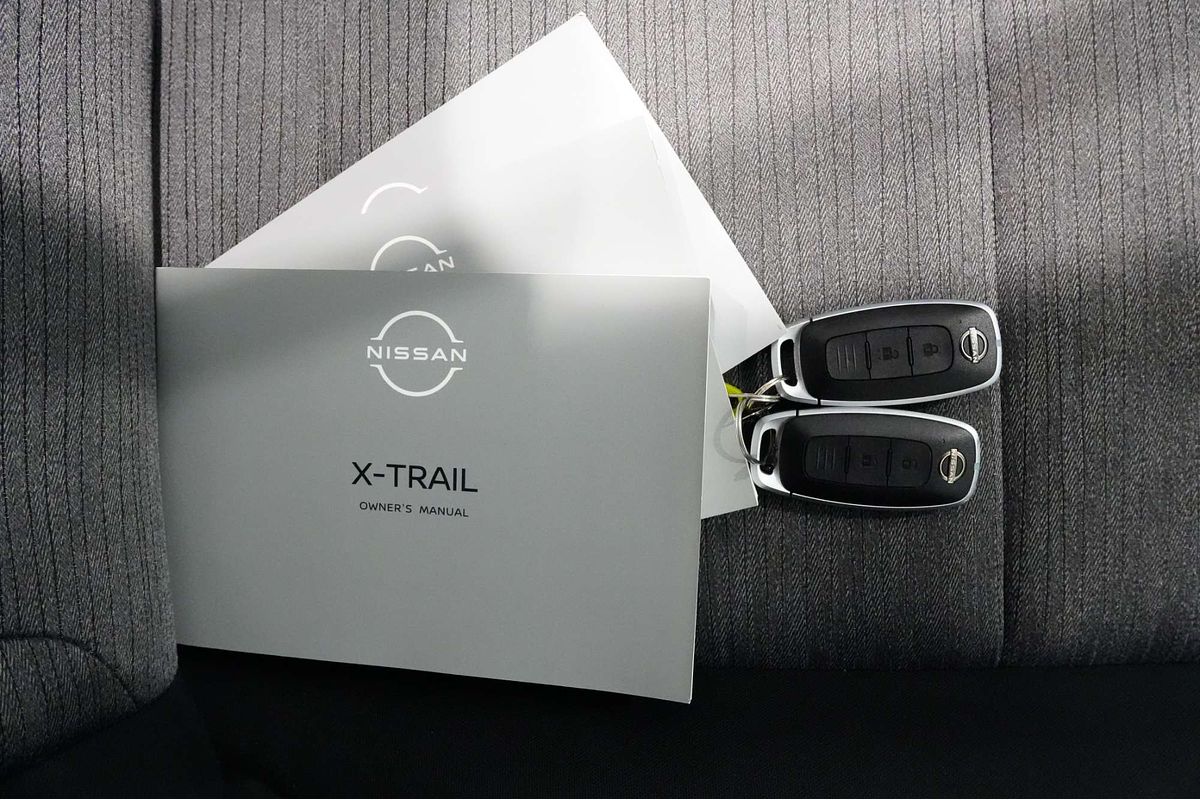 2024 Nissan X-TRAIL ST T33