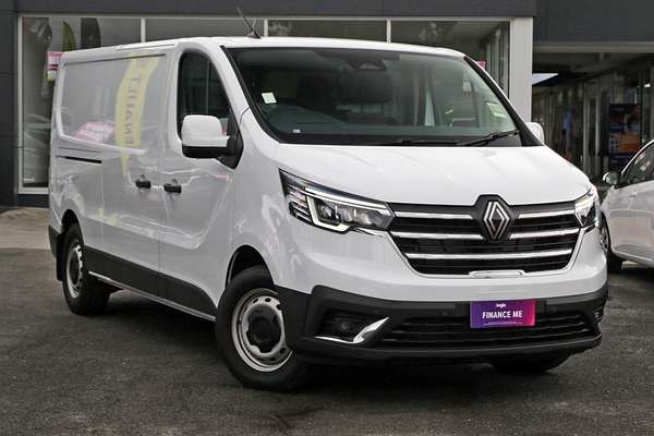 2025 Renault Trafic Pro X82 SWB Low Roof