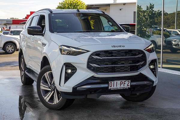 2025 Isuzu MU-X LS-T