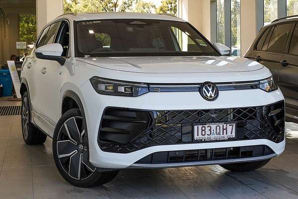 2025 Volkswagen Tayron 200TSI eHybrid R-Line R4