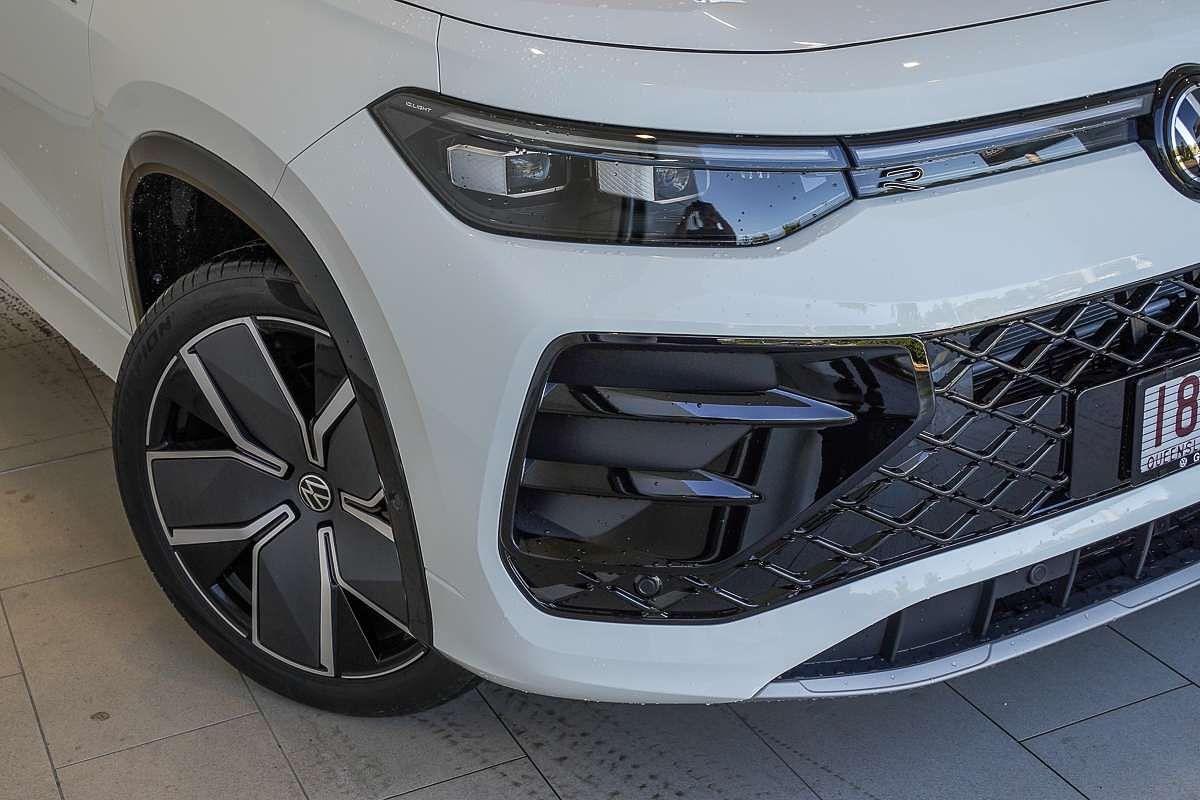 2025 Volkswagen Tayron 200TSI eHybrid R-Line R4