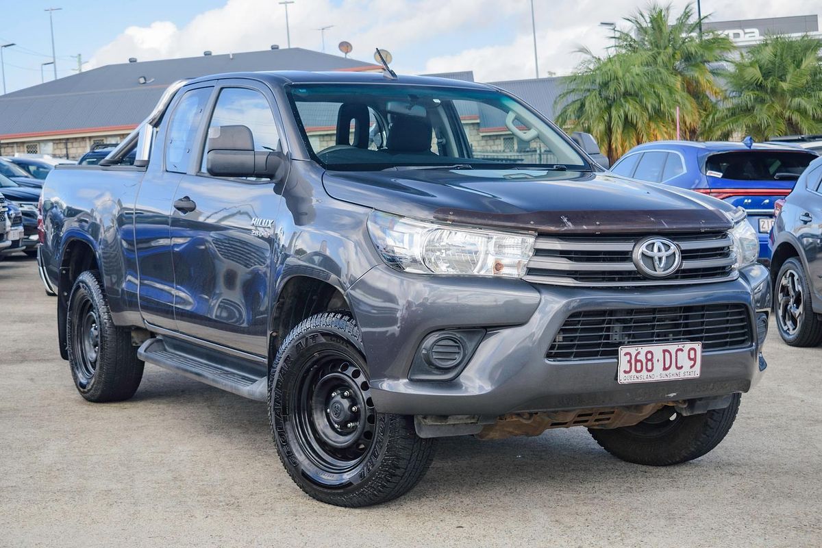 2017 Toyota Hilux SR GUN126R 4X4