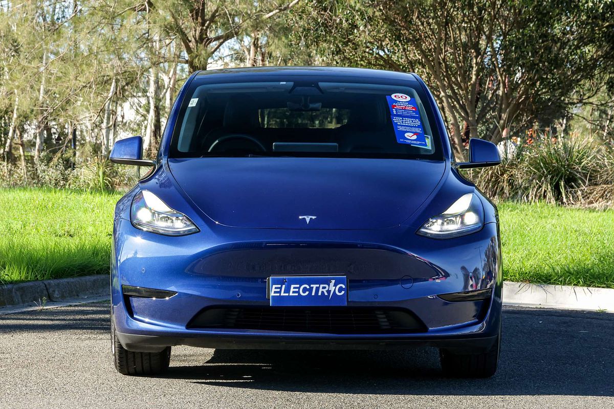 2023 Tesla Model Y Rear-Wheel Drive