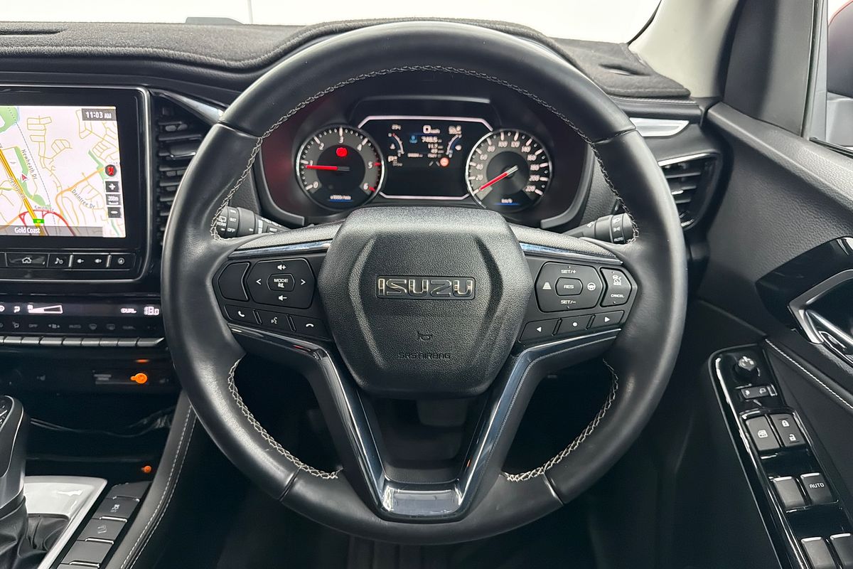 2022 Isuzu MU-X LS-T