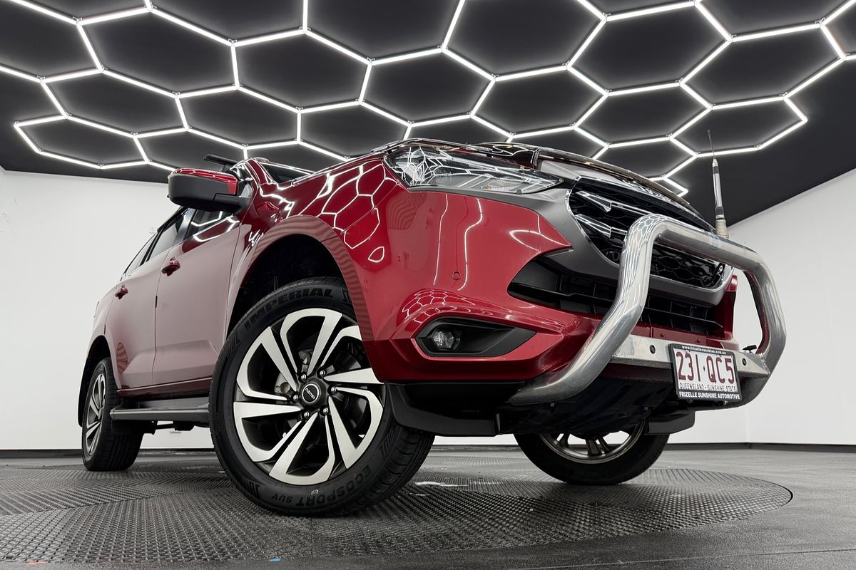 2022 Isuzu MU-X LS-T