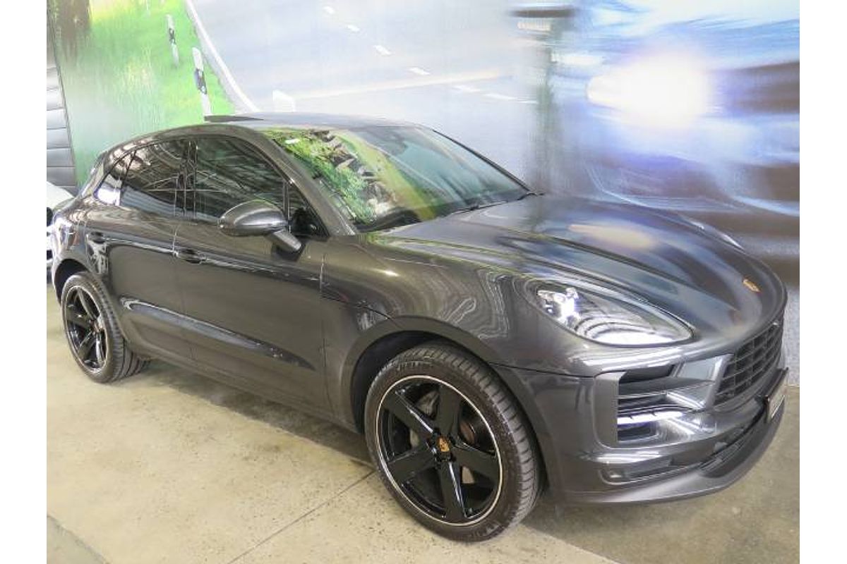 2021 Porsche Macan S 95B