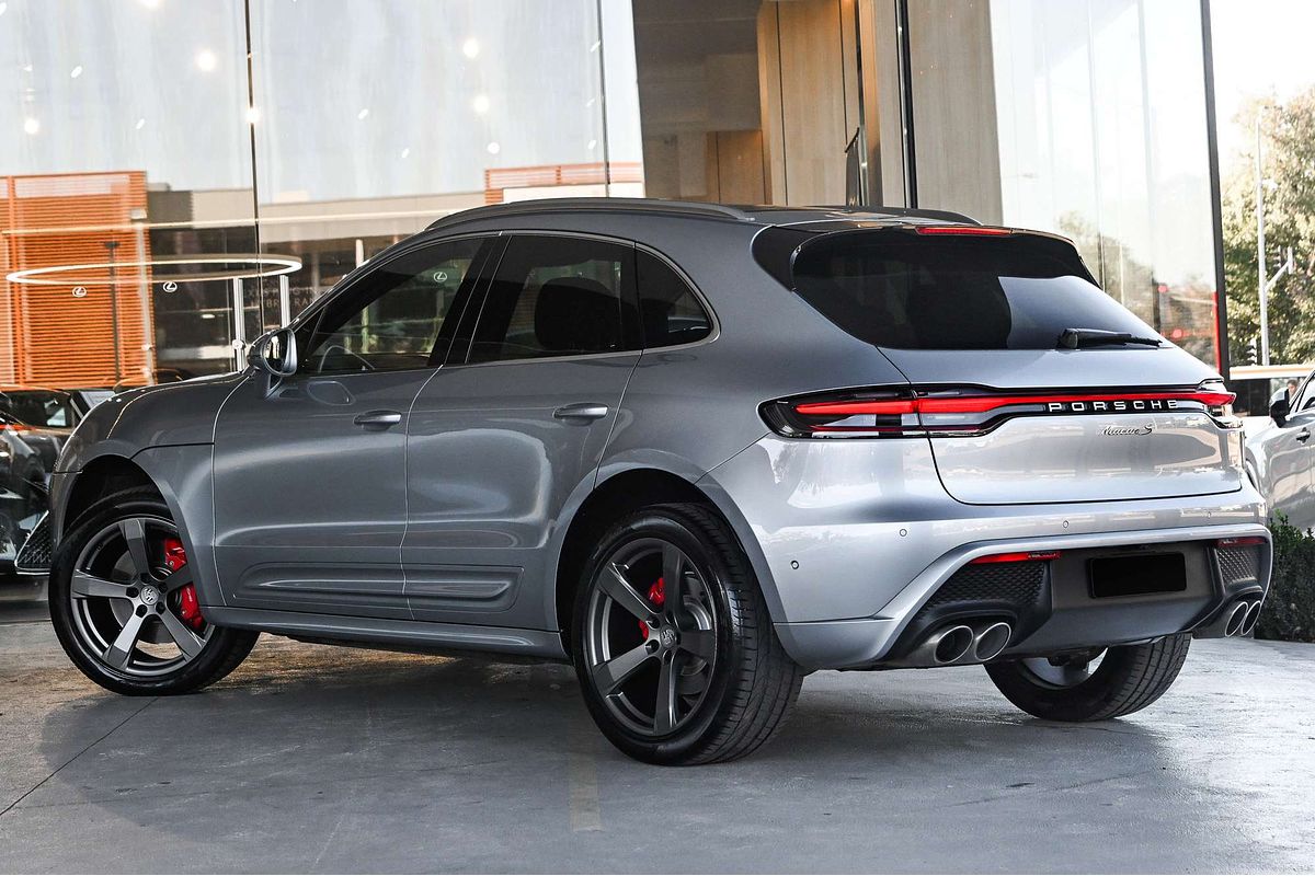 2021 Porsche Macan S 95B
