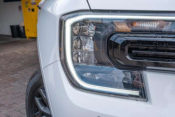 2023 Ford Everest Sport 3.0L thumb-1
