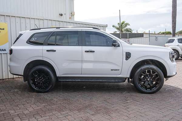 2023 Ford Everest Sport 3.0L thumb-5