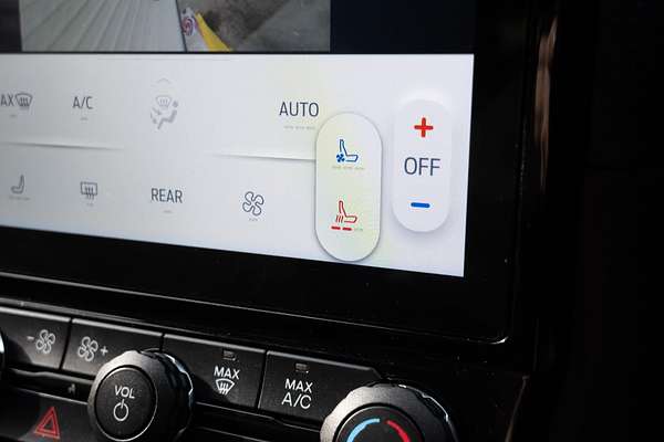 2023 Ford Everest Sport 3.0L thumb-28