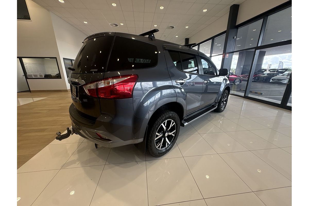 2020 Isuzu MU-X LS-U