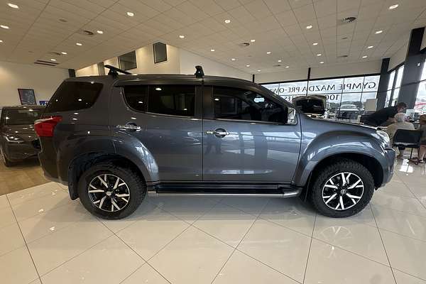 2020 Isuzu MU-X LS-U thumb-8